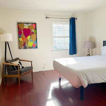Charming Century City Condo ロサンゼルス エクステリア 写真